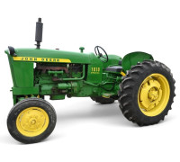 1010 RUS Tractor