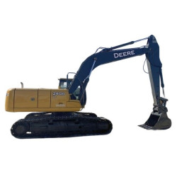 240D LC and 270D LC Crawler Excavators Operation and Test Manual (TM2320)