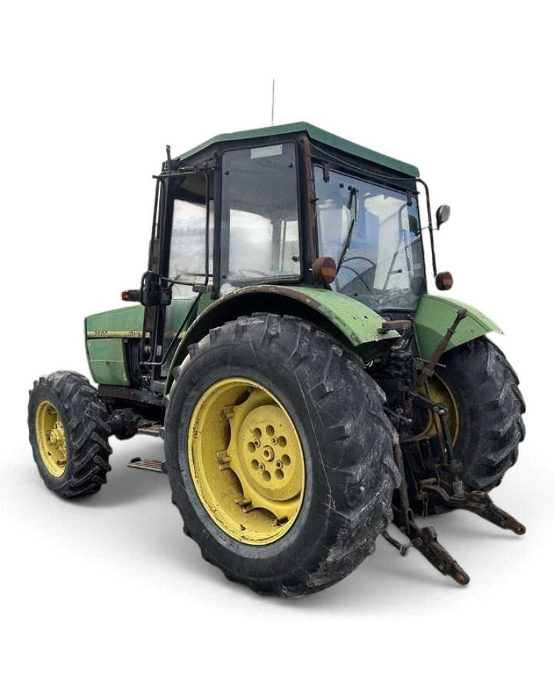 John Deere 2700, 2800 and 2900 Tractors (Europe) Operators Manual (OMZT002)