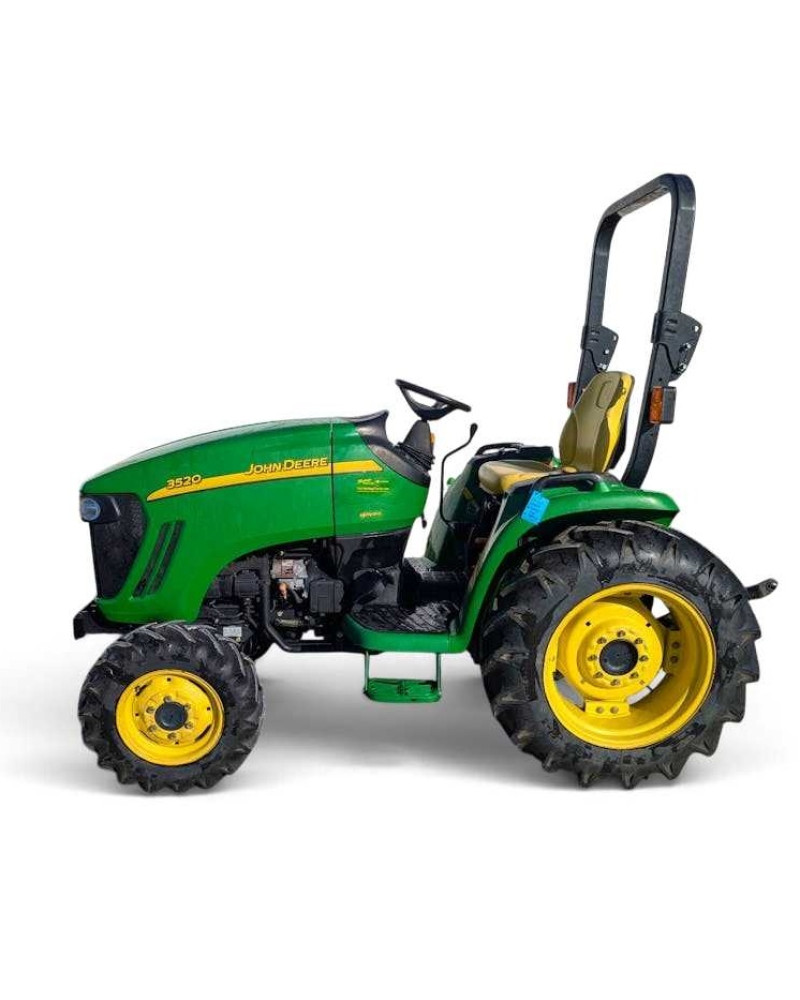 John Deere 3320, 3520 and 3720 Compact Utility Tractors (SN. from 100001, Europe) Operators Manual (OMLVU17940)