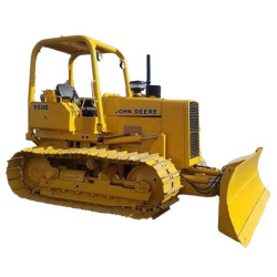 550B Crawler Dozers and 555B Crawler Loaders Operators Manual (OMT81348)