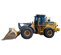 724J 4WD Wheeled Loader