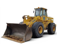 744E 4WD Wheeled Loader