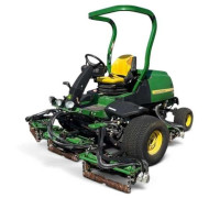 7700 PrecisionCut Lightweight Fairway Mower