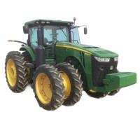 8235R Tractor