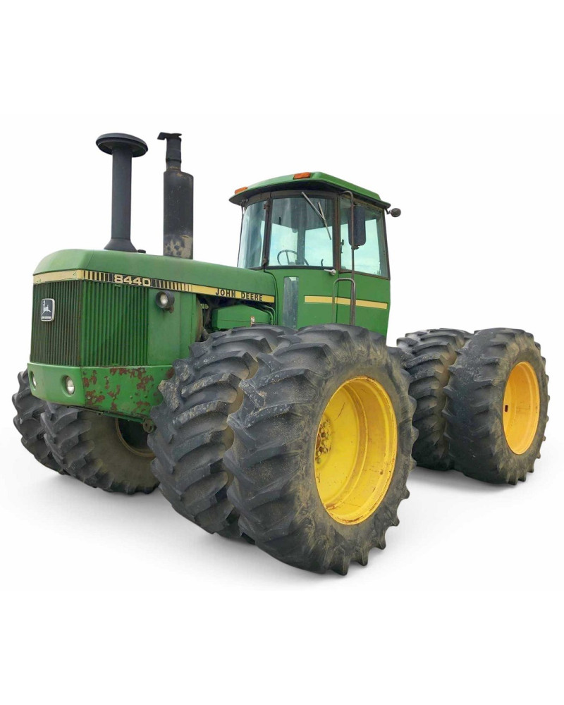John Deere 8440 and 8640 4WD Articulated Tractors (North America) Operators Manual (OMRW15912)