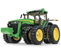 8R 3004 Tractor
