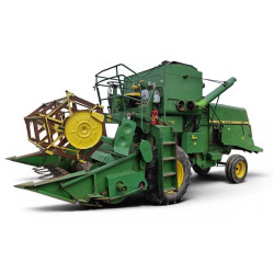 925, 935 and 945 Combines (Europe) Operators Manual (OMZ91101)