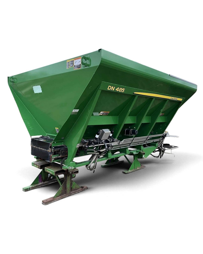 John Deere DN456 and DN485 Dry Fertilizer Spreaders (Export Edition) Operators Manual (OMKK76536)