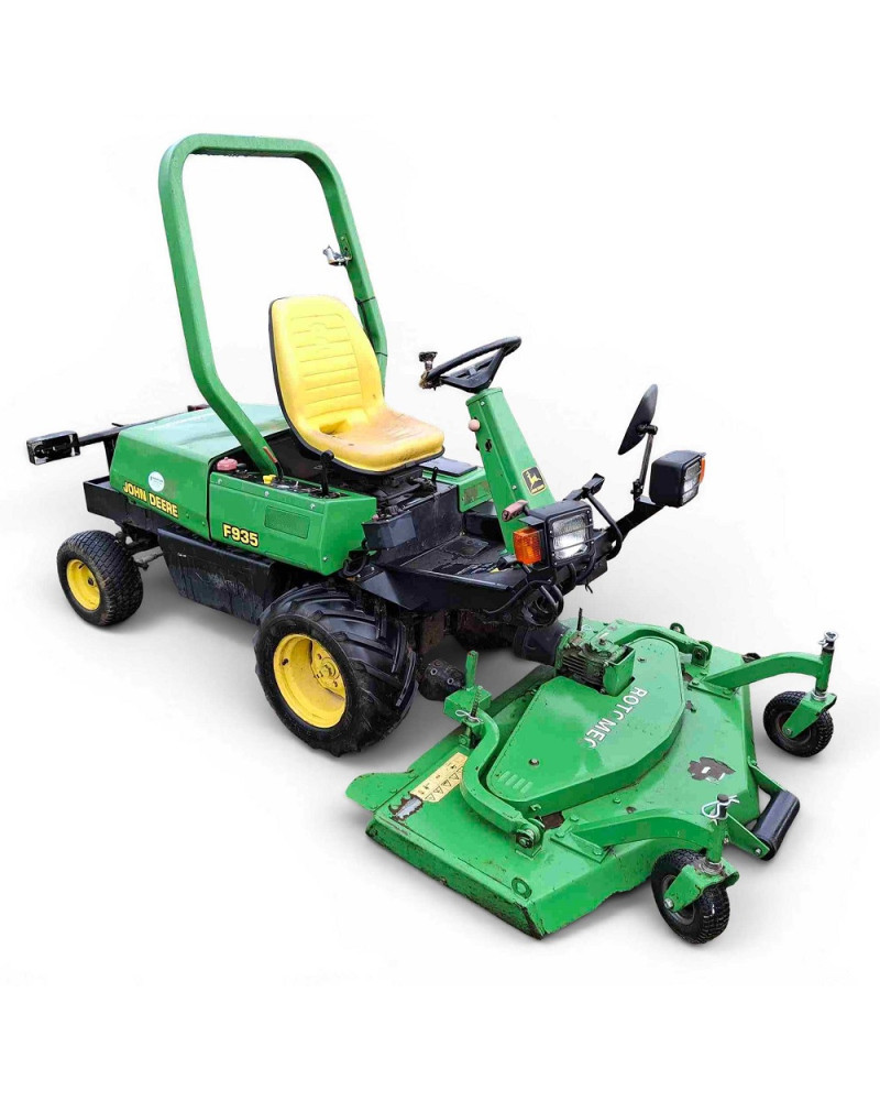 John Deere F915 (SN: 010001 - 475000) and F935 (SN: 010001 - 150000) Front Mowers (Europe) Operators Manual (OMM113938)