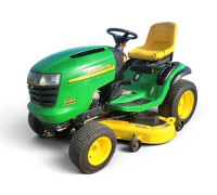 L120 Lawn Tractor