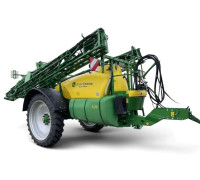 R732i Trailed Crop Sprayer