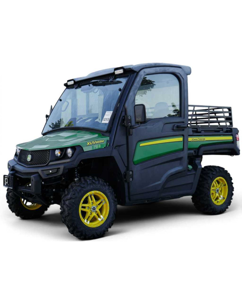 John Deere XUV865M and XUV865R Gator Utility Vehicles (SN: from 060001) (Export Edition) Operators Manual (OMUC33719E)